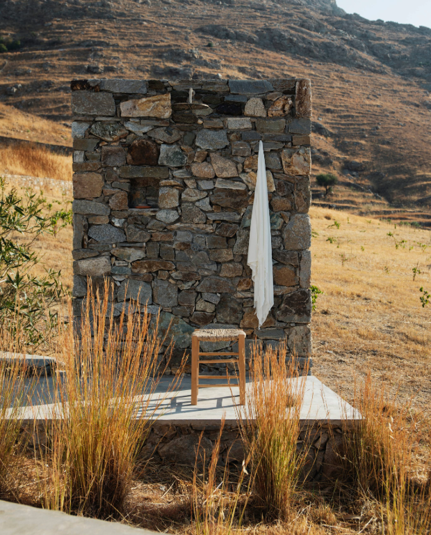 Koukios – Outdoor Shower